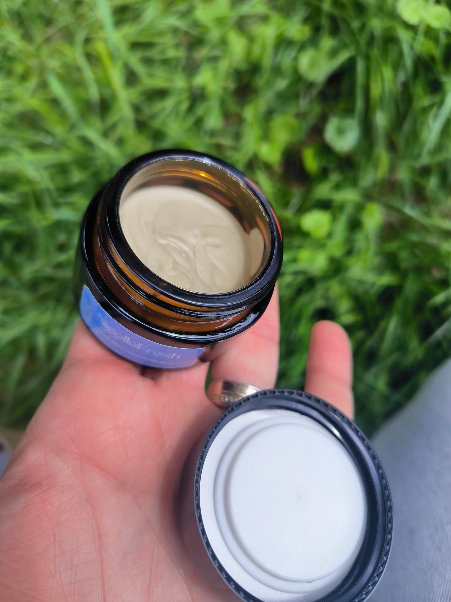 Déodorant à l'huile de nigelle